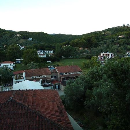 Nikos Victoria Hotel Skiathos Town Exterior photo